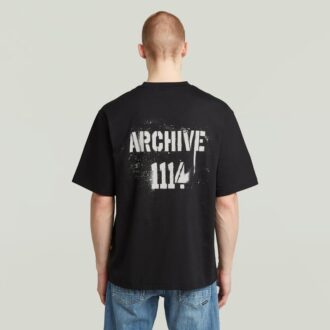 T-shirt med sprayad 89-rygg T-shirt med sprayad 89-rygg