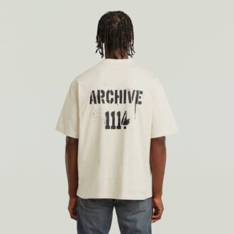 T-shirt med sprayad 89-rygg T-shirt med sprayad 89-rygg