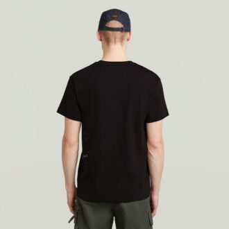 T-shirt med sprayad grafik