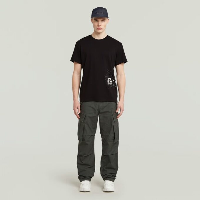 T-shirt med sprayad grafik T-shirt med sprayad grafik