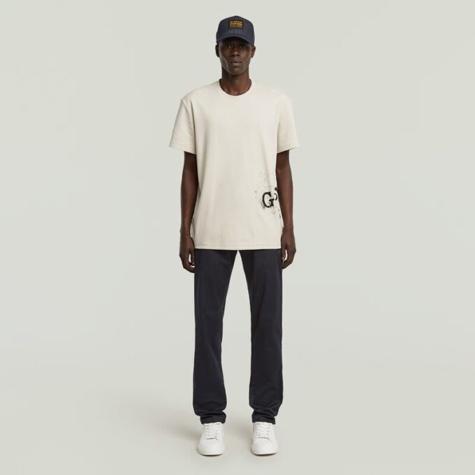 T-shirt med sprayad grafik T-shirt med sprayad grafik