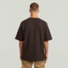 T-shirt med strukturerad logotyp på bröstet