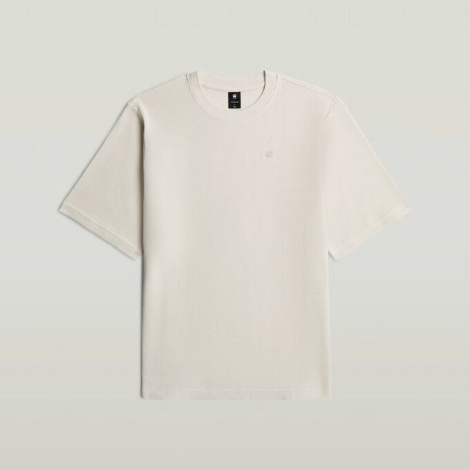 T-shirt med strukturerad logotyp på bröstet