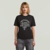 T-shirt med text och grafik T-shirt med text och grafik