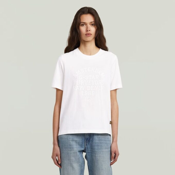 T-shirt med text och grafik T-shirt med text och grafik