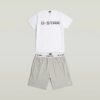 T-shirt och kort pyjamasset T-shirt och kort pyjamasset