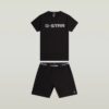 T-shirt och kort pyjamasset T-shirt och kort pyjamasset