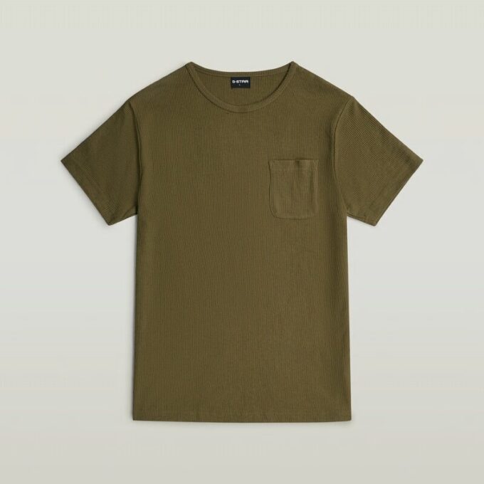 T-shirt och kort pyjamasset T-shirt och kort pyjamasset