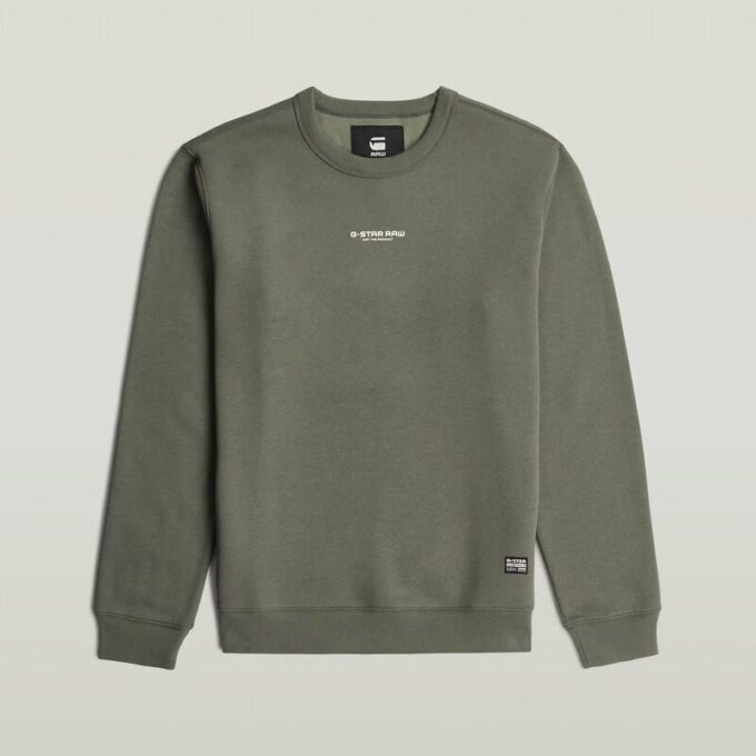 Tröja med logotyp i mitten av bröstet Tröja med logotyp i mitten av bröstet