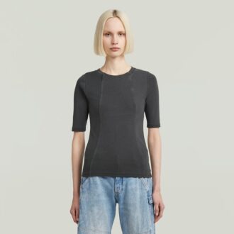 Tvättad A-linjeformad smal ribbad t-shirt