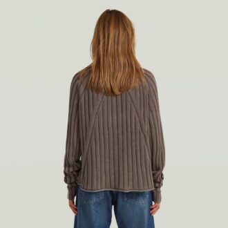 Tvättad lös sköldpaddsstickad pullover