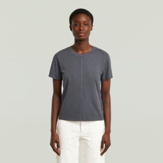 Överfärgad t-shirt med sömmar framtill