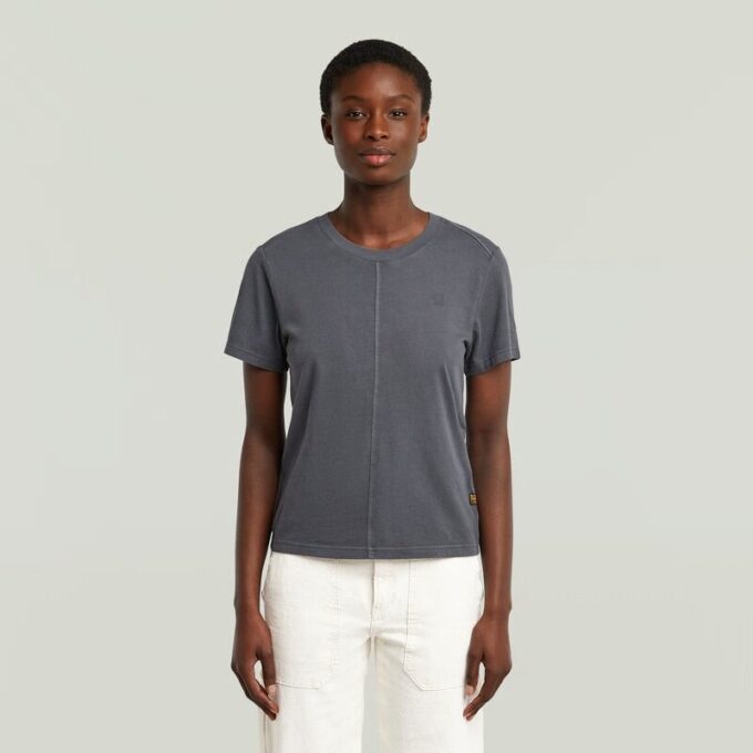 Överfärgad t-shirt med sömmar framtill Överfärgad t-shirt med sömmar framtill