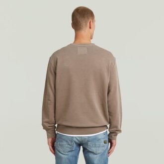 Överfärgad tröja med logotyp