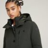 Vodan vadderad smal parkas med huva Vodan vadderad smal parkas med huva